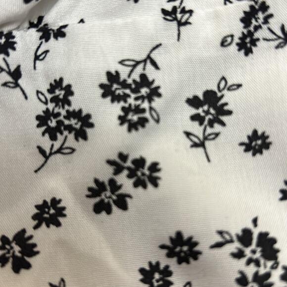 Pink Lily ROADSIDE DAISIES IVORY FLORAL DRESS Size 2XL black and white - Picture 6 of 7